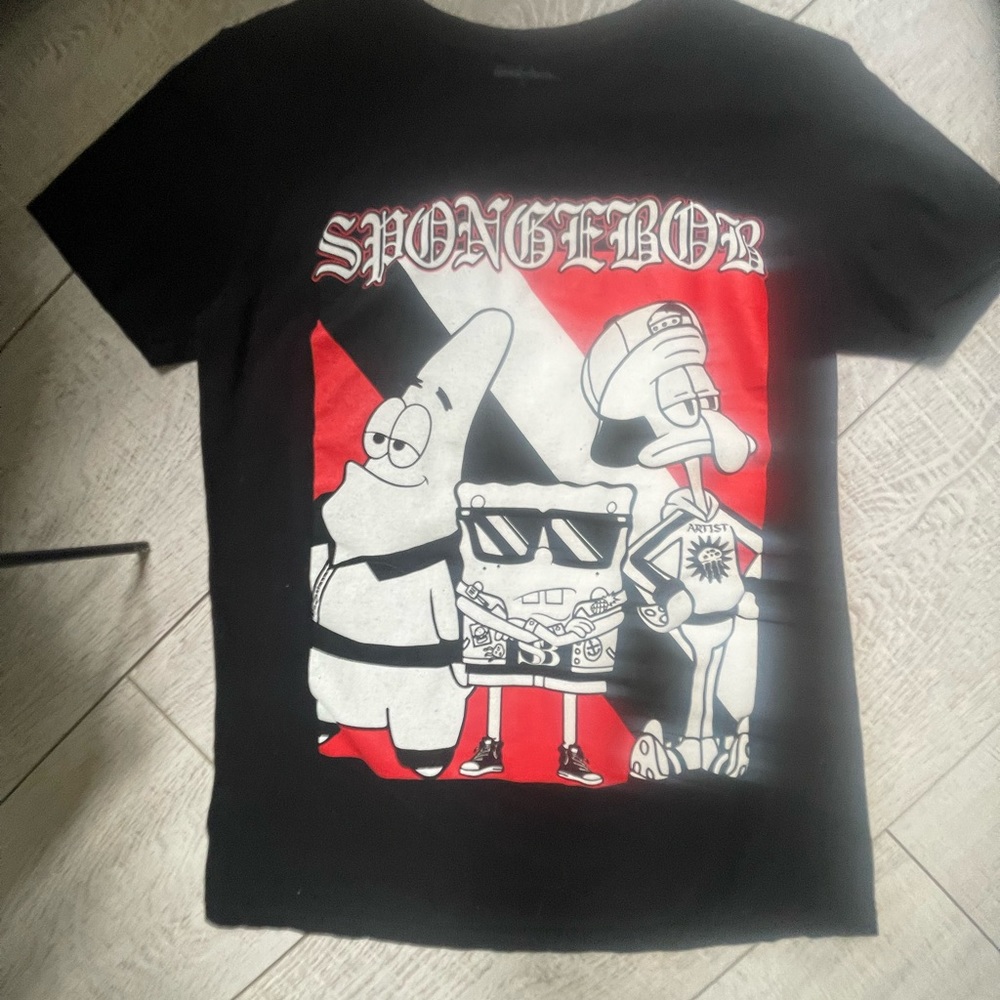 Sponge bob and friends adult t shirt.